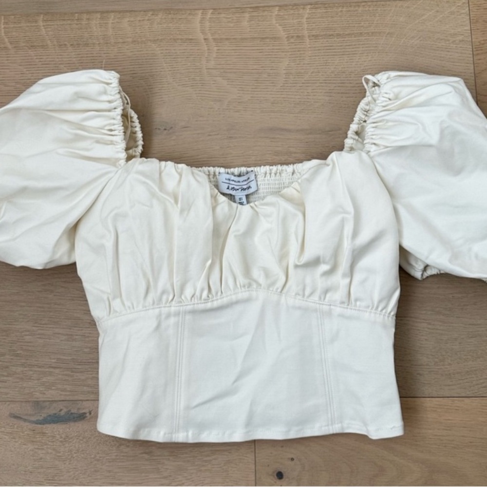 Elegant Cream Puff Sleeve Top